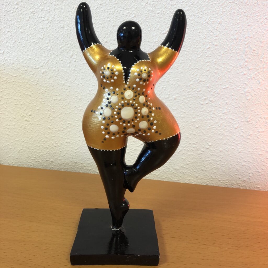 Voorbeeld Dikke dame-beeldjes dotpainting klassiek/yoga