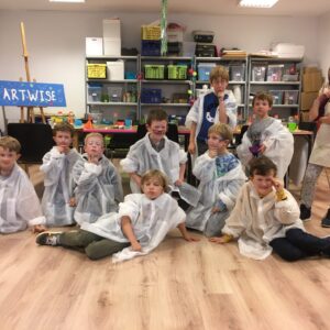 Kinderfeestje wetenschappelijke proefjes mad science
